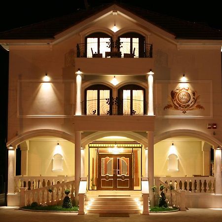 Hotel Villa Viktorija Banja Luka Buitenkant foto